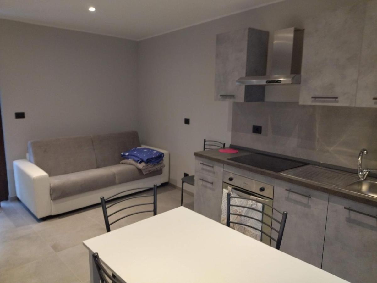 La Casa Di Nonna Pina Villa Roccasparvera Exteriör bild